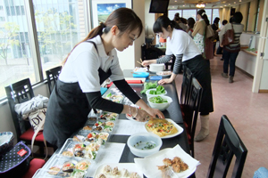 試食の準備