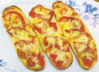 バジルが香るトマトのブルスケッタ